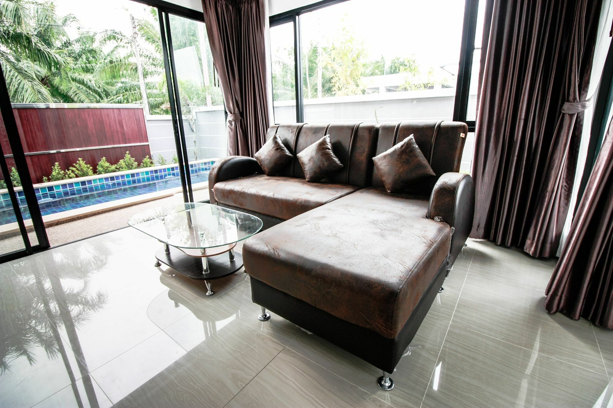 Aonang Oscar Pool - Free Shuttle To Aonang -shared Pool - Private Pool Ao Nang
